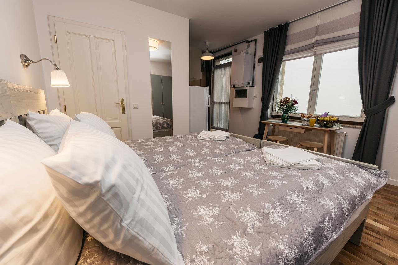 Yellowboot Aparthotel Sibiu Ngoại thất bức ảnh