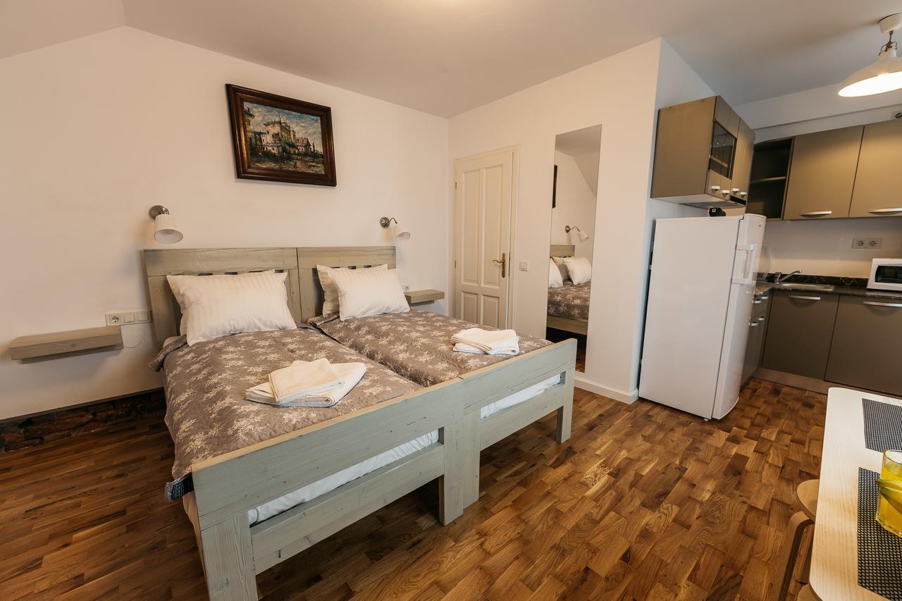 Yellowboot Aparthotel Sibiu Ngoại thất bức ảnh