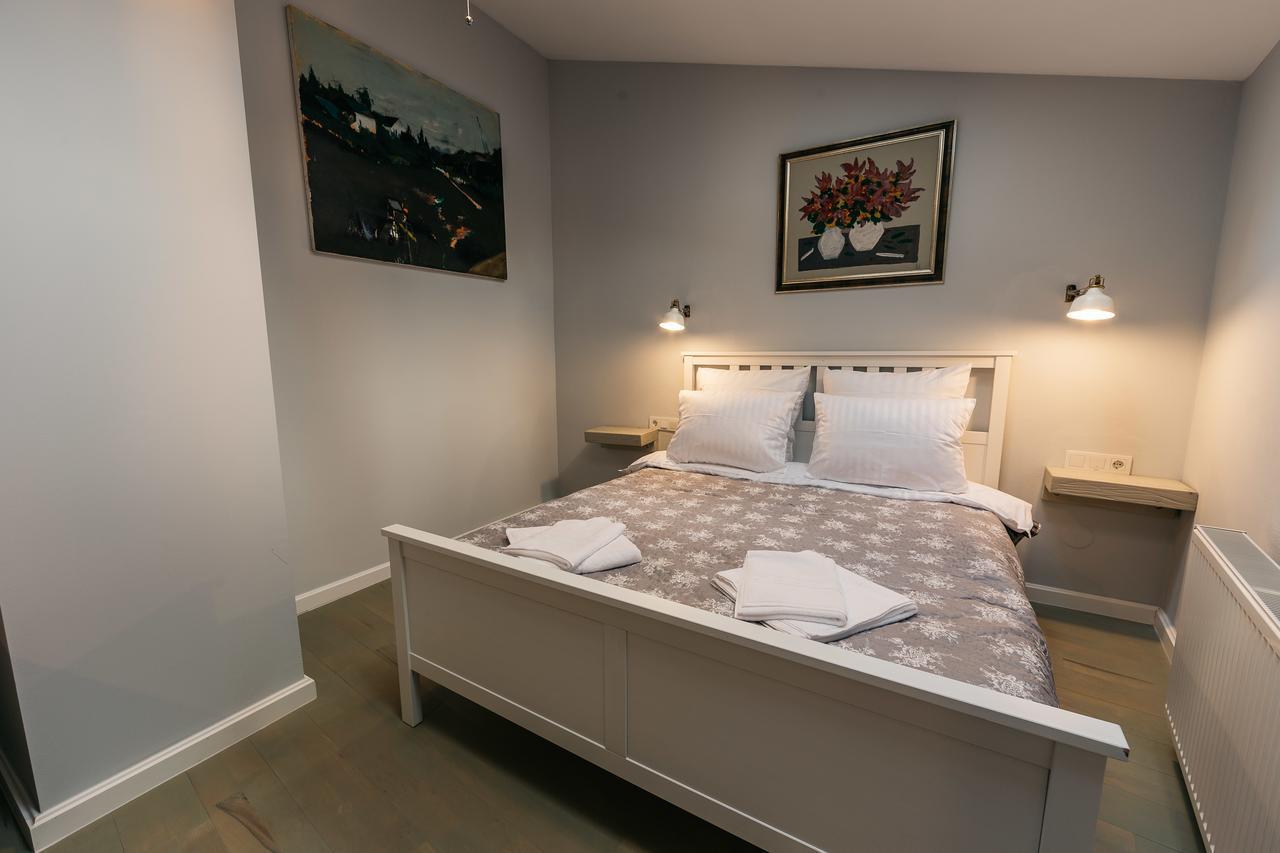 Yellowboot Aparthotel Sibiu Ngoại thất bức ảnh