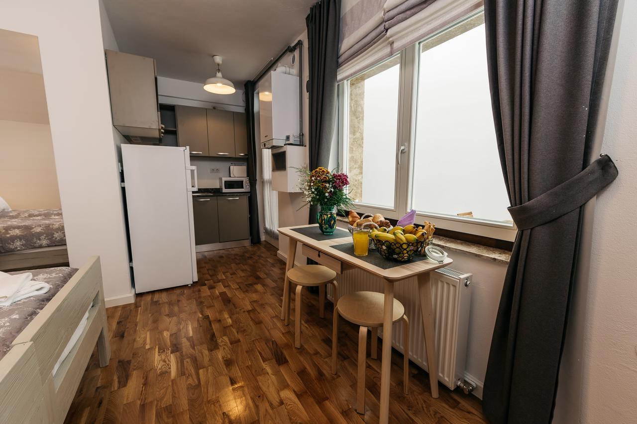 Yellowboot Aparthotel Sibiu Ngoại thất bức ảnh