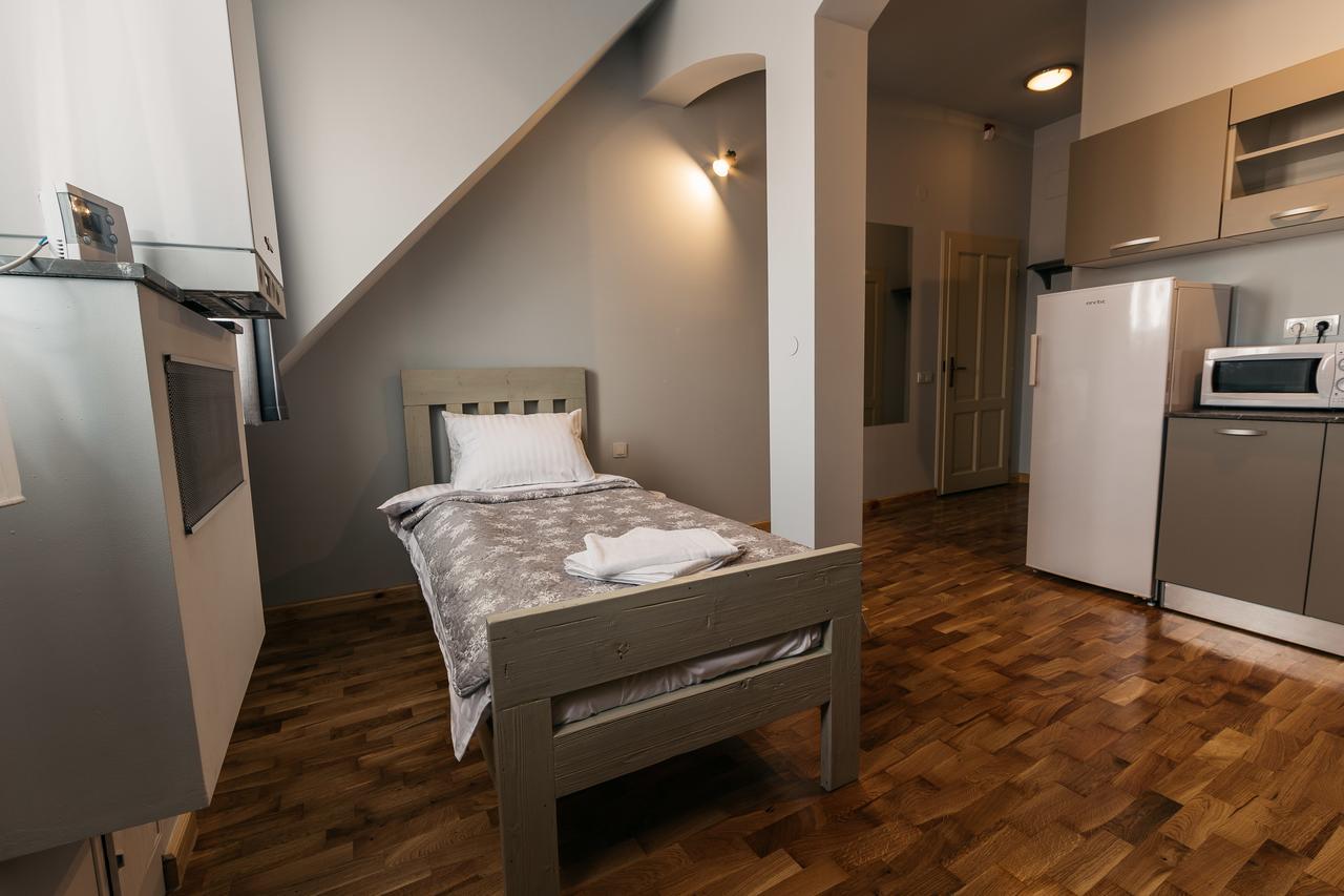 Yellowboot Aparthotel Sibiu Ngoại thất bức ảnh