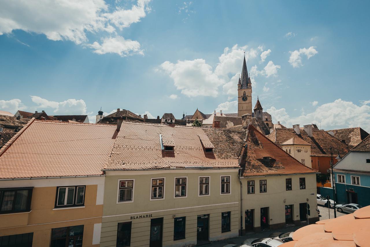 Yellowboot Aparthotel Sibiu Ngoại thất bức ảnh