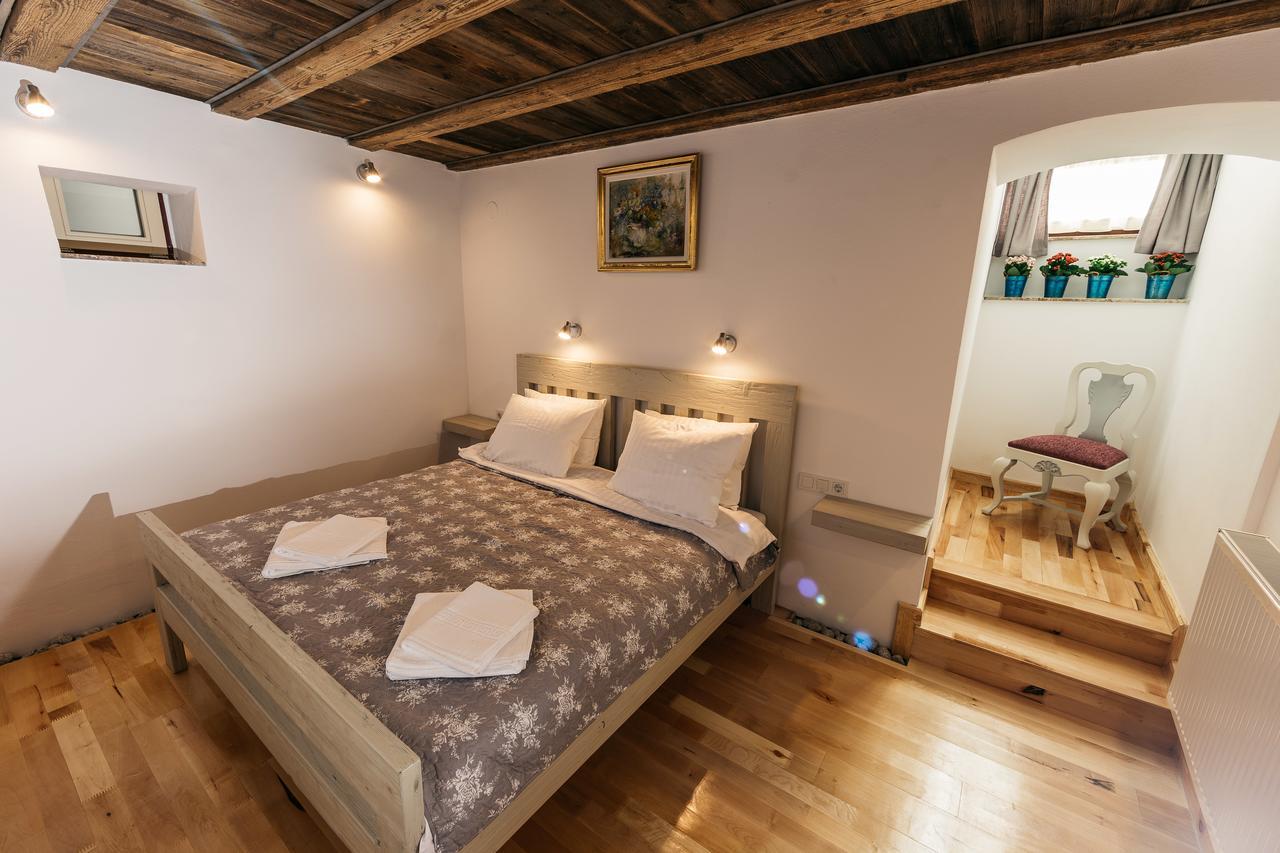 Yellowboot Aparthotel Sibiu Ngoại thất bức ảnh