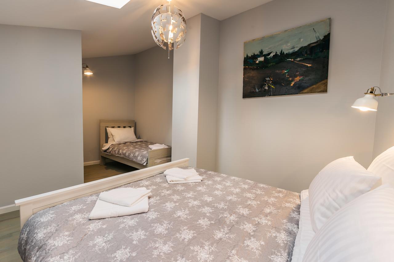 Yellowboot Aparthotel Sibiu Ngoại thất bức ảnh