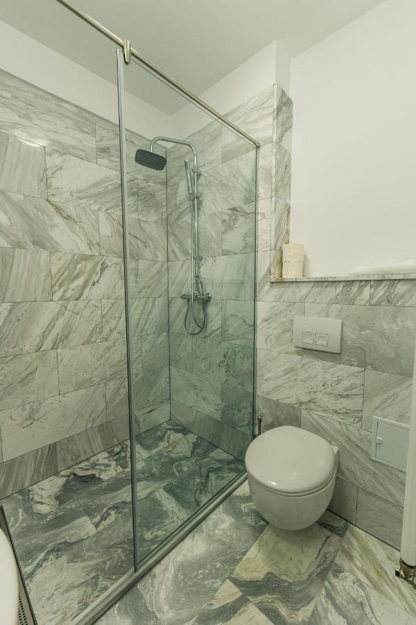 Yellowboot Aparthotel Sibiu Ngoại thất bức ảnh