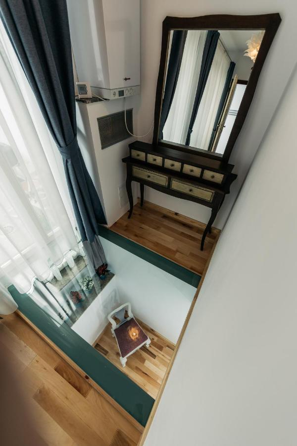 Yellowboot Aparthotel Sibiu Ngoại thất bức ảnh